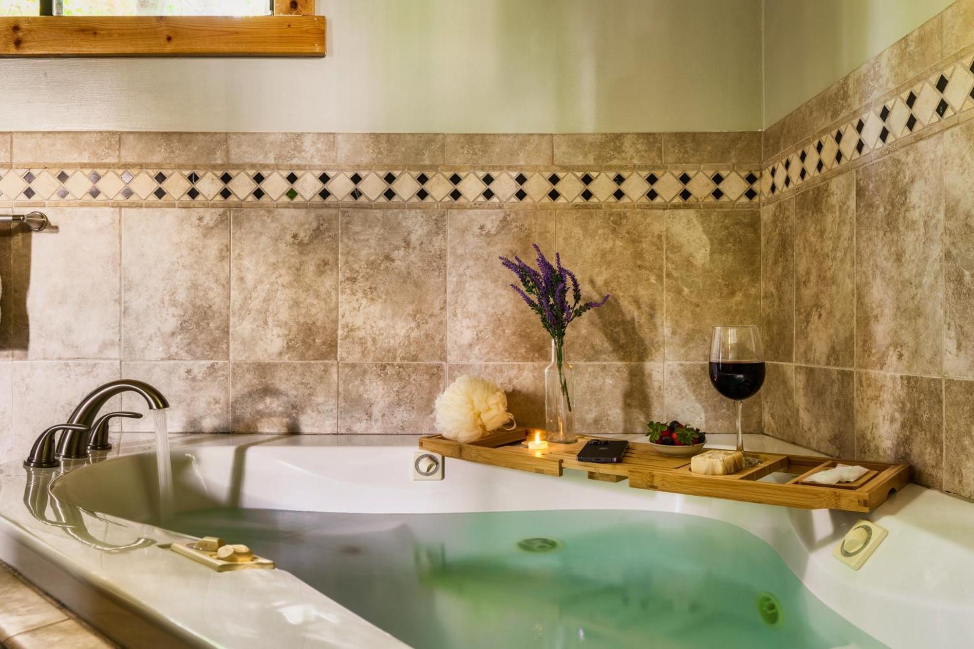 Woodhaven - Private - 3 Suites - Gorgeous Views - 3 Pools - Gamerm - Hottub - Lots Of Bears Gatlinburg Zewnętrze zdjęcie