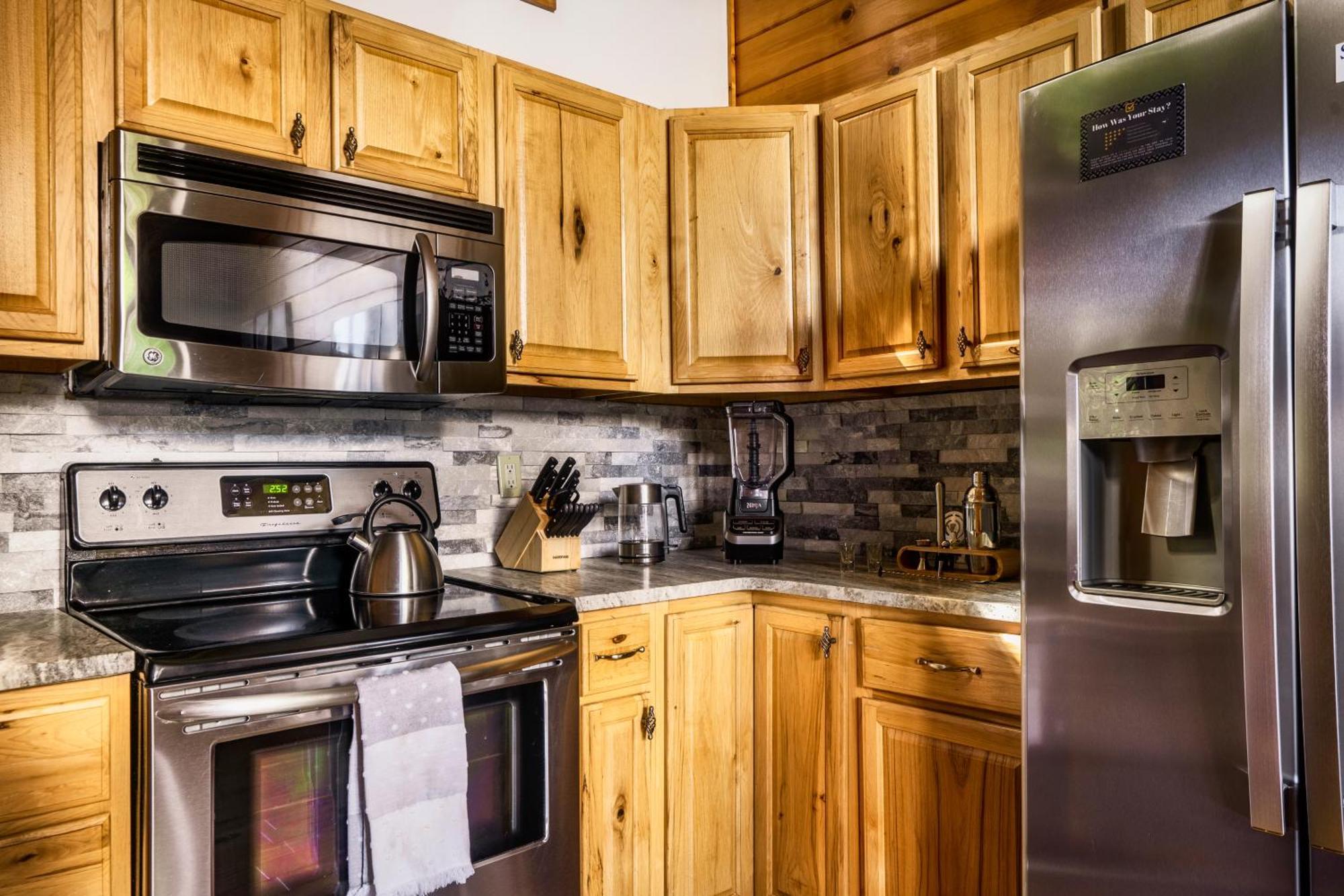 Woodhaven - Private - 3 Suites - Gorgeous Views - 3 Pools - Gamerm - Hottub - Lots Of Bears Gatlinburg Zewnętrze zdjęcie