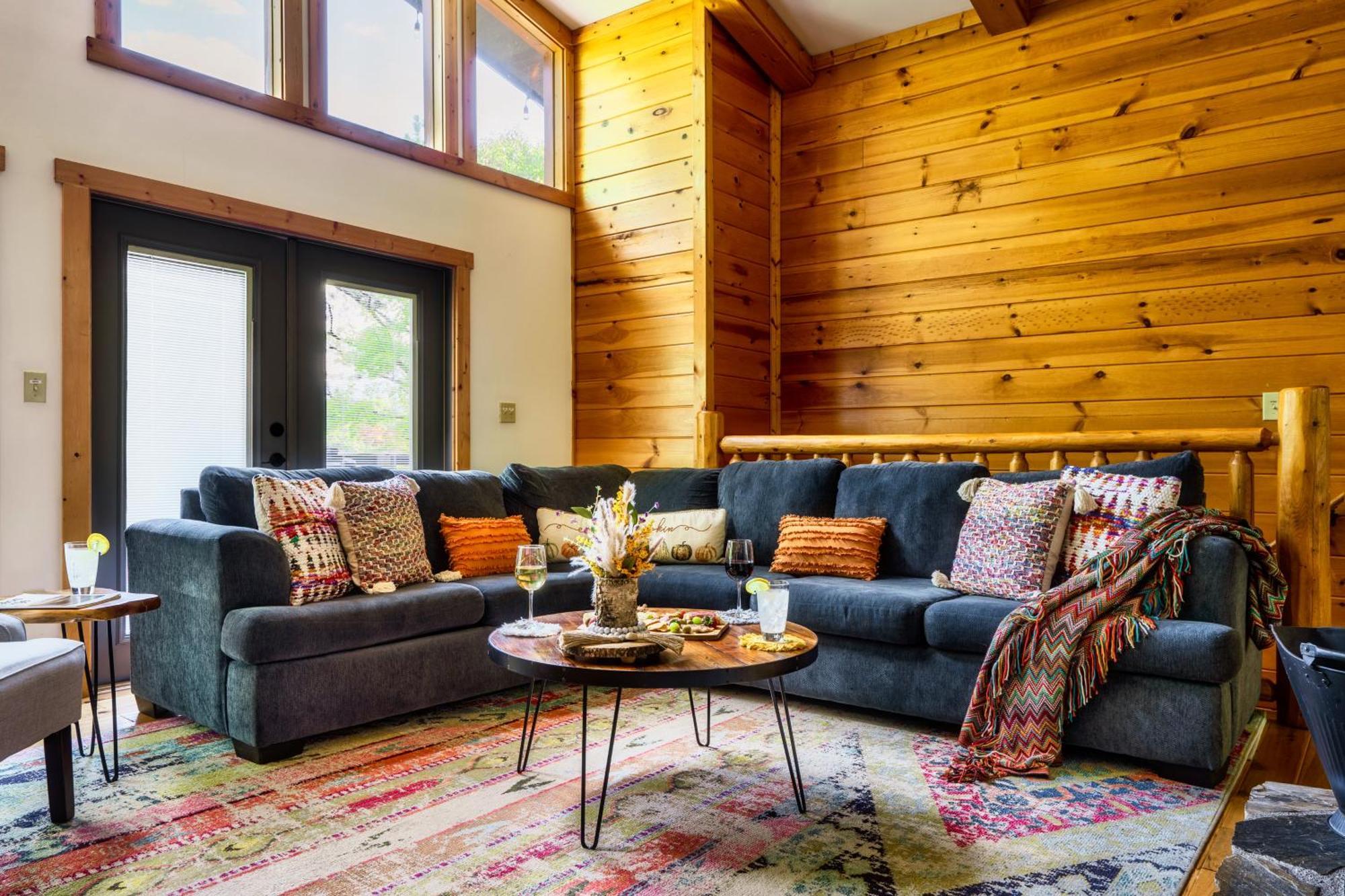 Woodhaven - Private - 3 Suites - Gorgeous Views - 3 Pools - Gamerm - Hottub - Lots Of Bears Gatlinburg Zewnętrze zdjęcie