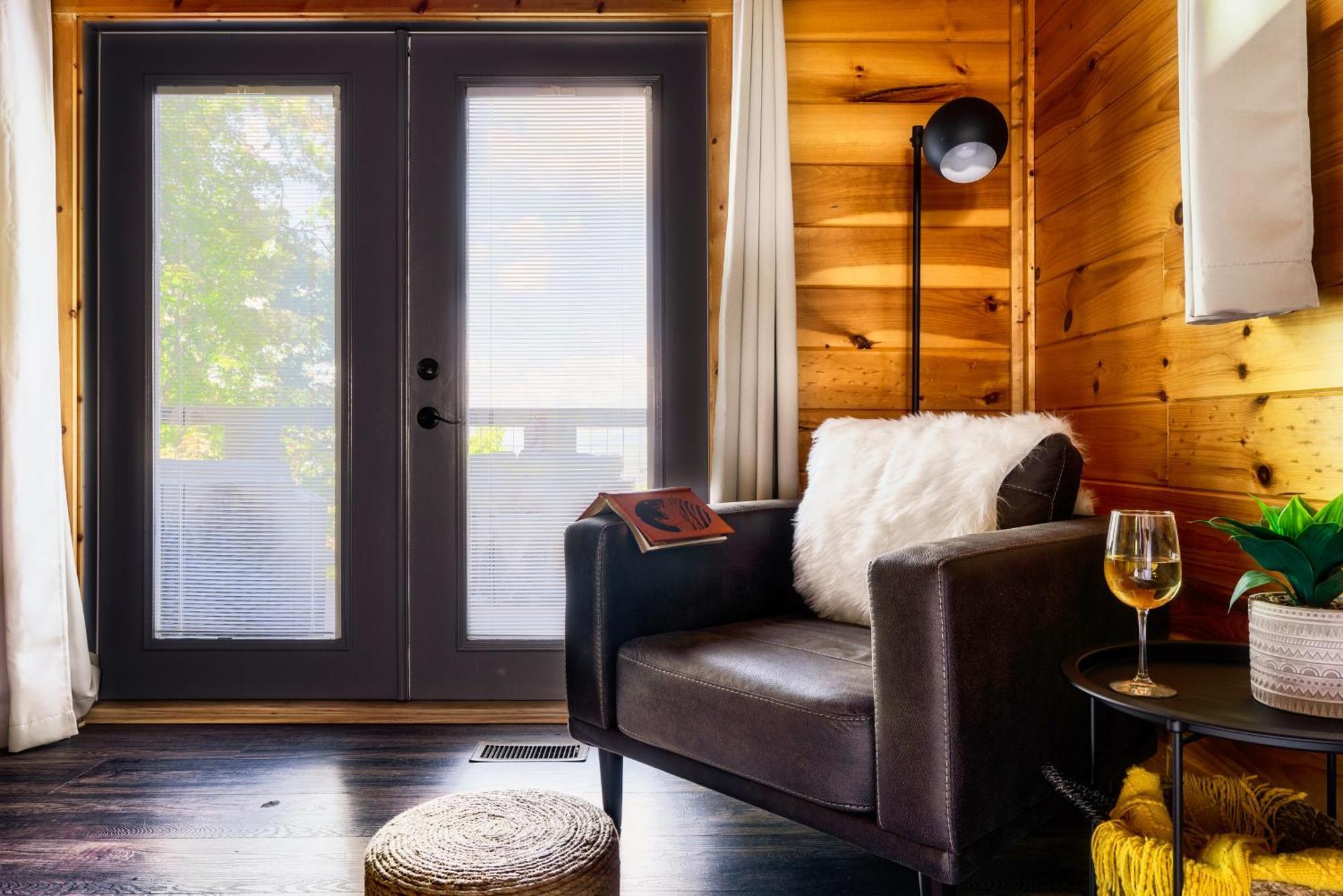 Woodhaven - Private - 3 Suites - Gorgeous Views - 3 Pools - Gamerm - Hottub - Lots Of Bears Gatlinburg Zewnętrze zdjęcie